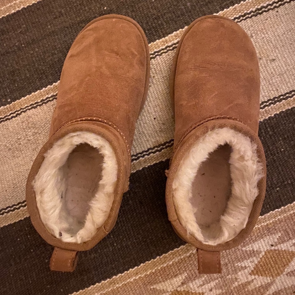 Ugg ultra mini